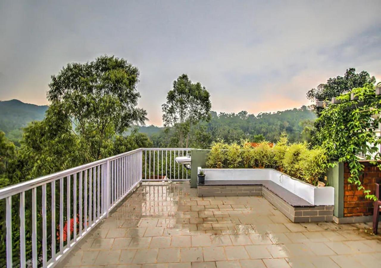 Dazzle Villa Resort Kalpetta Luaran gambar