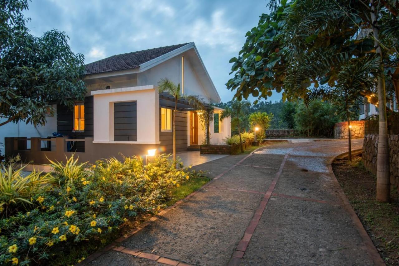Dazzle Villa Resort Kalpetta Luaran gambar